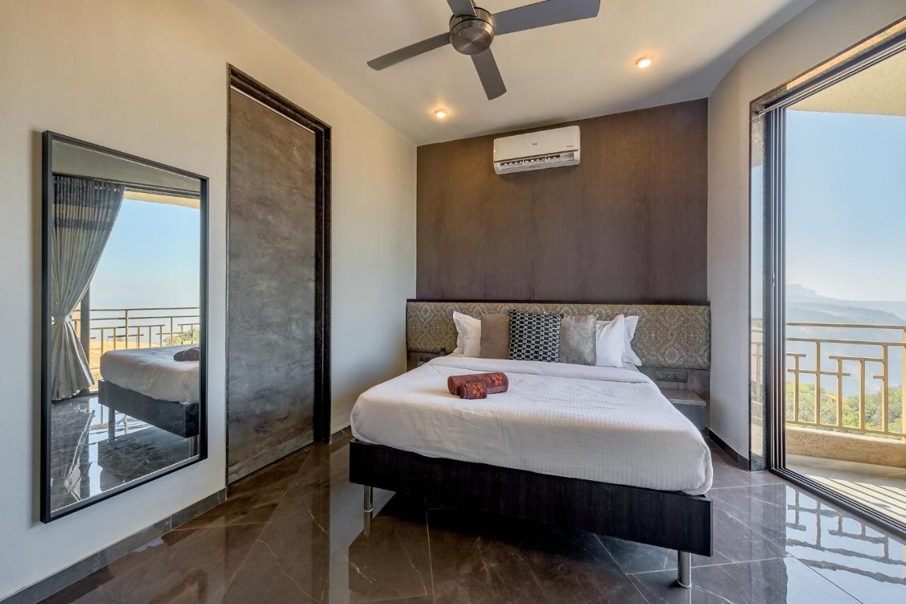 Saffronstays Heavone Trio, Lonavala Buitenkant foto