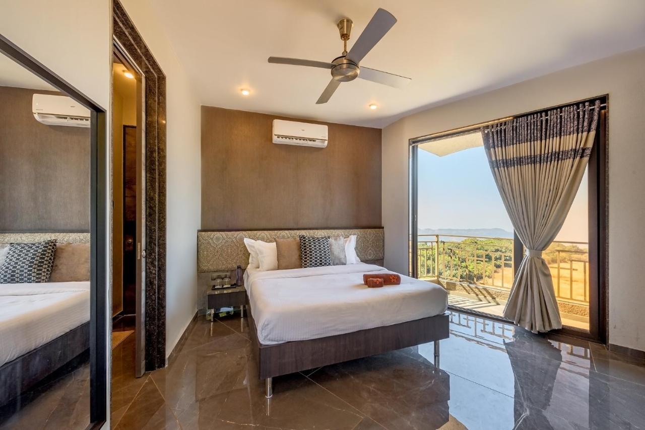 Saffronstays Heavone Trio, Lonavala Buitenkant foto