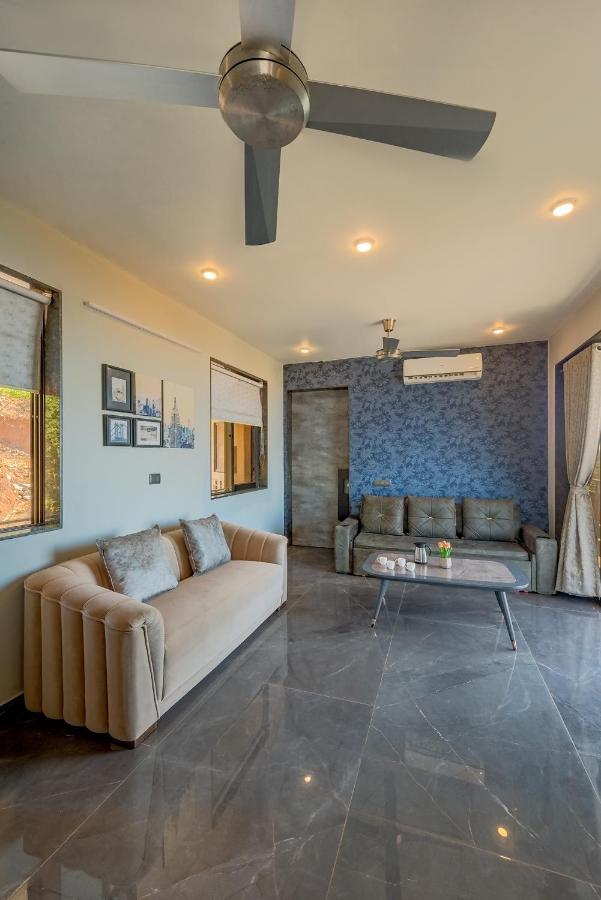 Saffronstays Heavone Trio, Lonavala Buitenkant foto